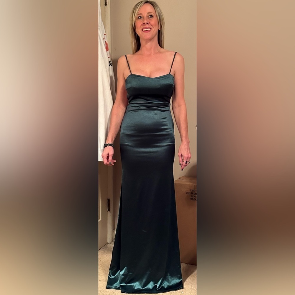 Lulus formal dress NWOT women’s size Small